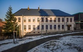 Apartman Hotel Vomocil Bystre
